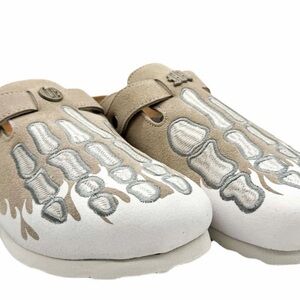 NWT OMNY OCTAVIOUS MARKS FISHBONE CLOGS : SIZE 5/6 (GREY & WHITE)